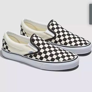 Women’s vans classic slip on black checkerboard shoe